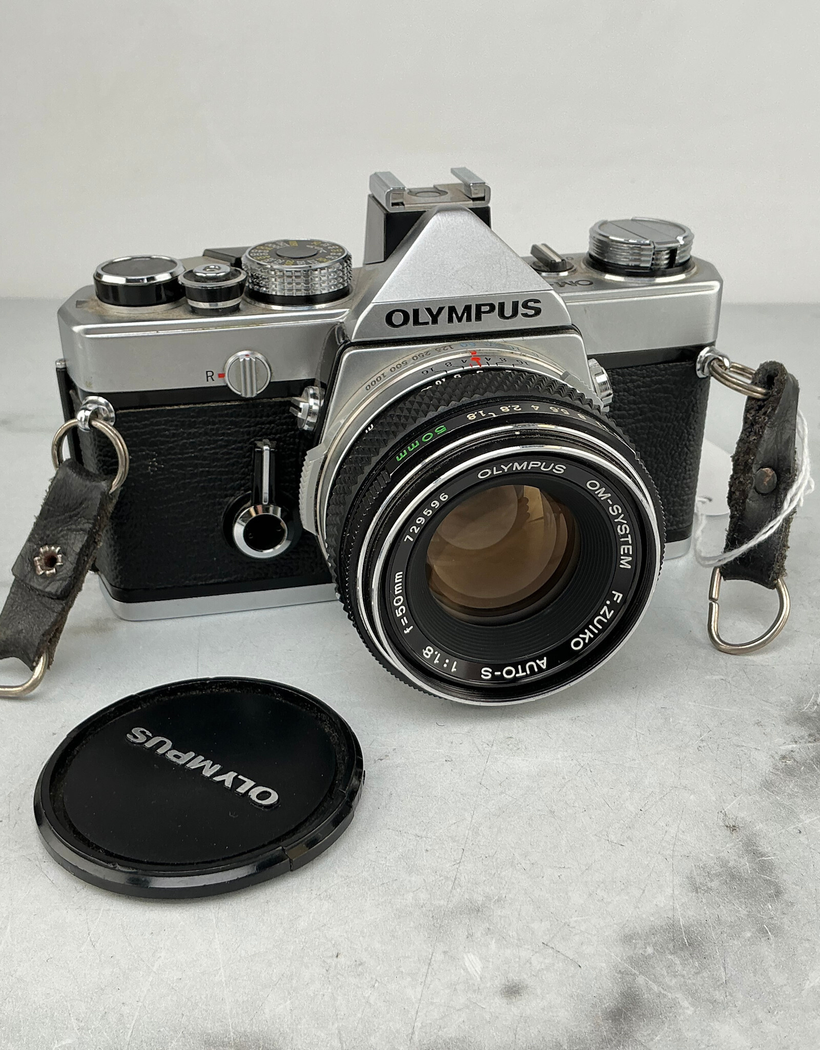 OLYMPUS Olympus OM-1 Film  Camera w/ 50mm f1.8 Used Fair