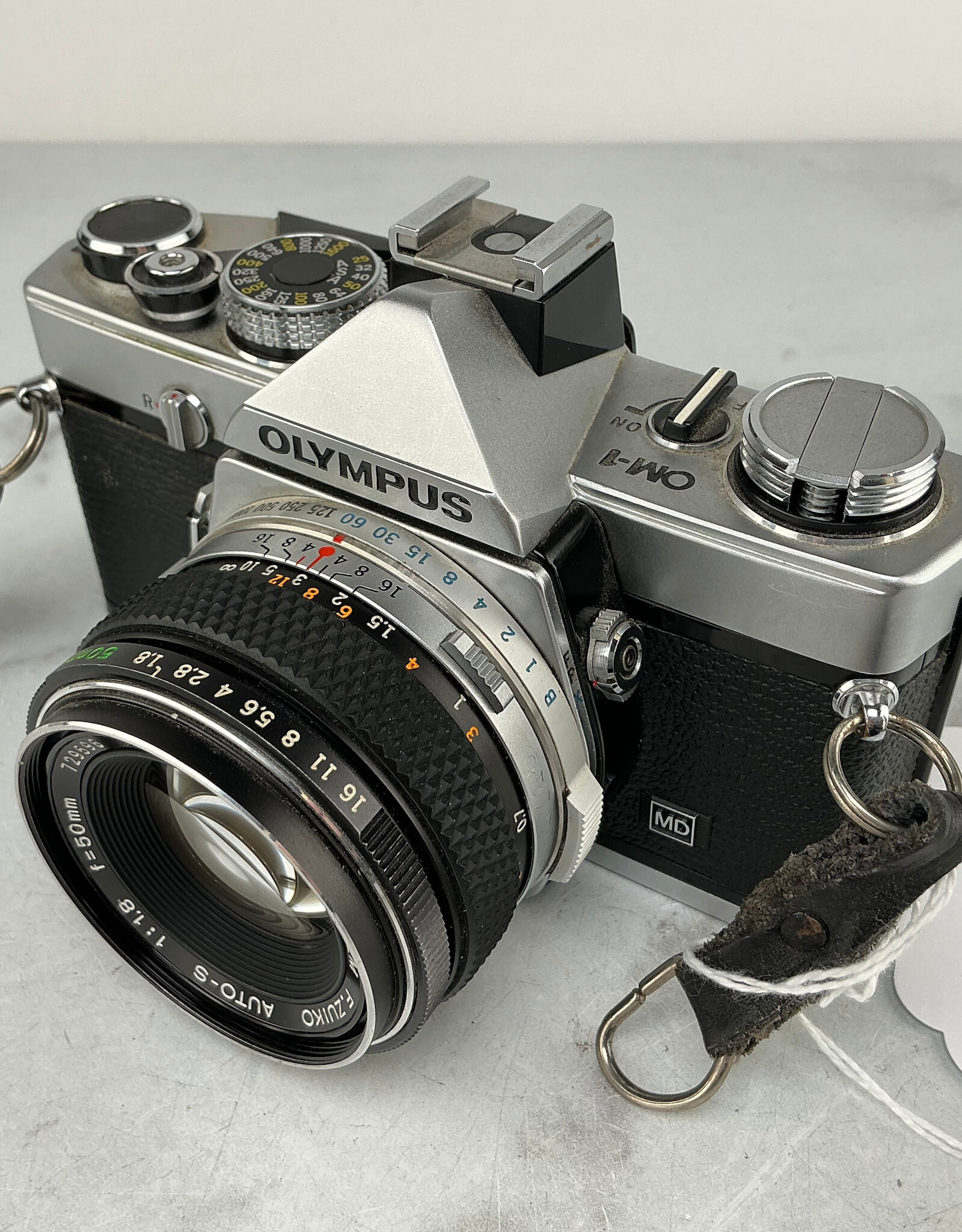 OLYMPUS Olympus OM-1 Film  Camera w/ 50mm f1.8 Used Fair