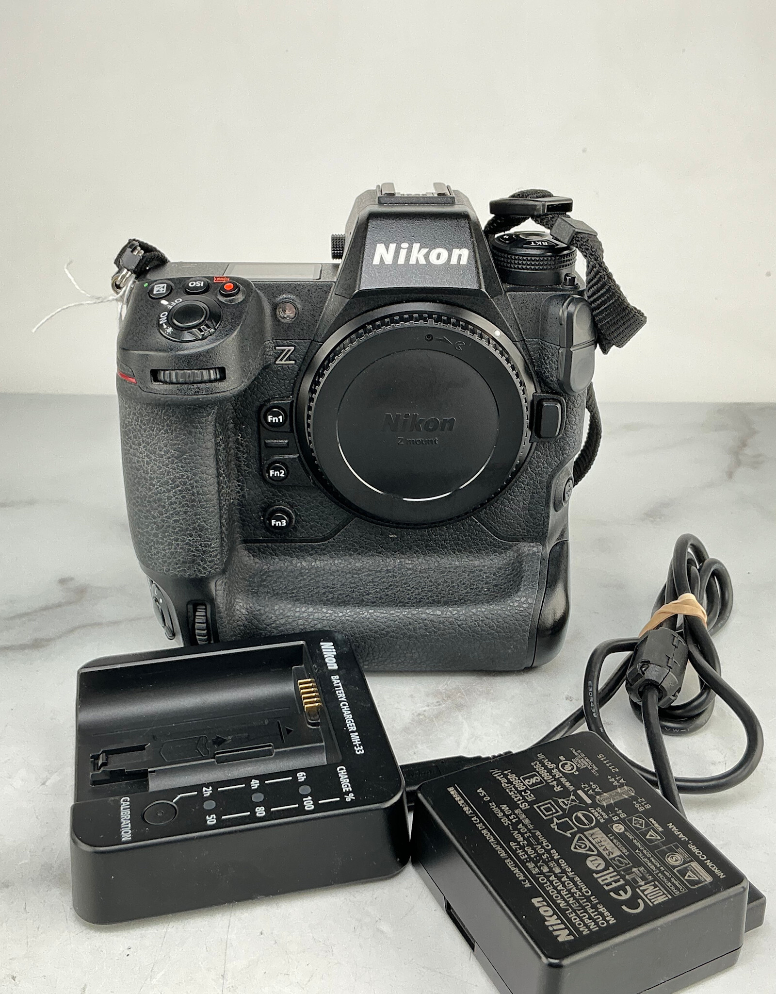 NIKON Nikon Z9 Camera Body  w/ Charger Used Good