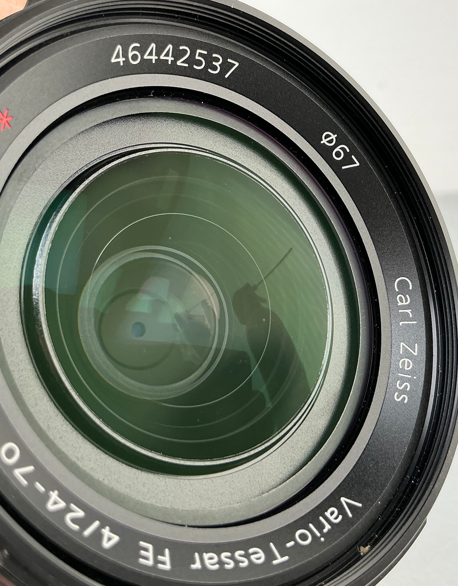 SONY Sony FE Vario Tessar 24-70mm f4 ZA OSS Lens Used Good