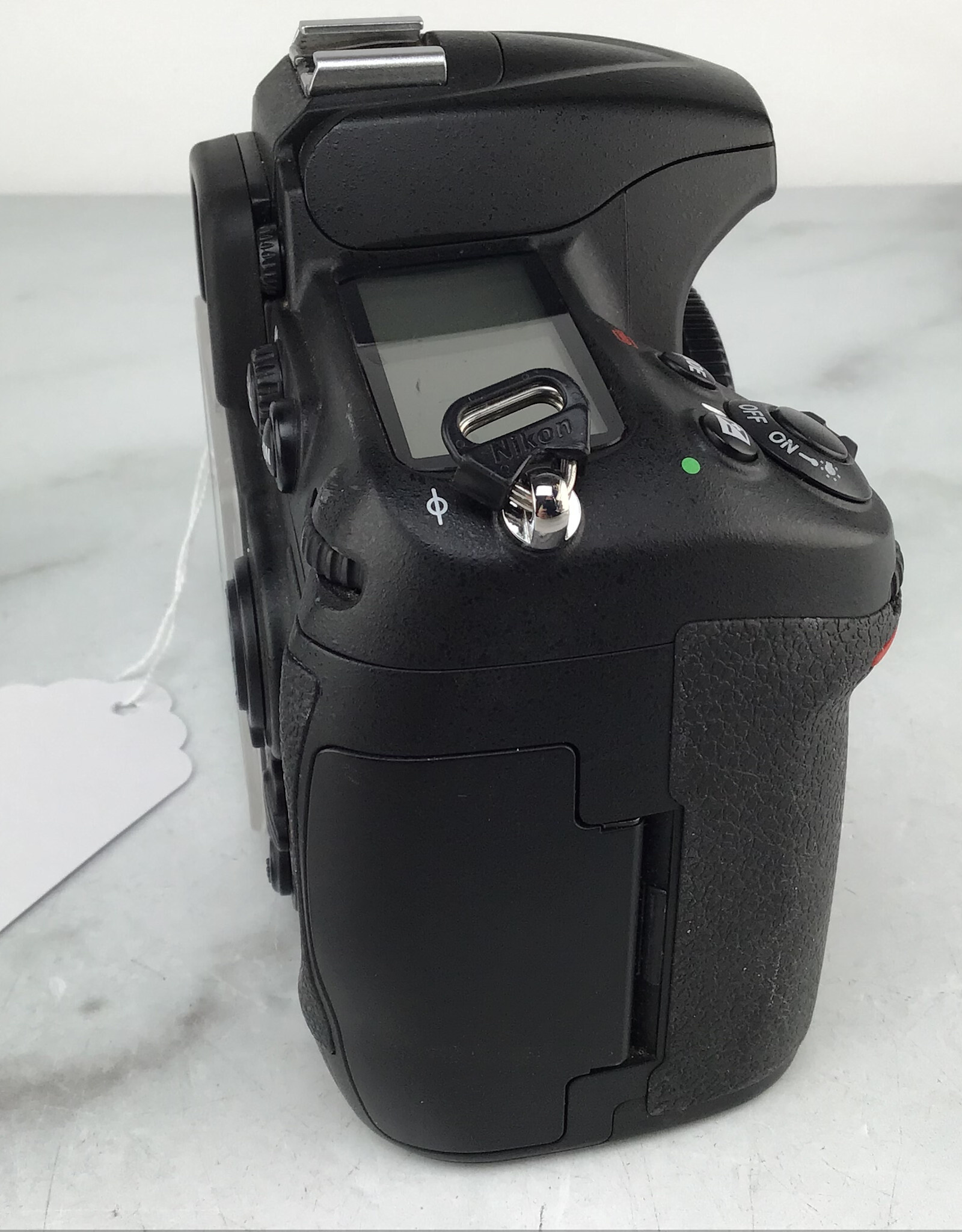 NIKON Nikon D300 Camera Shutter Count 17K Used Good