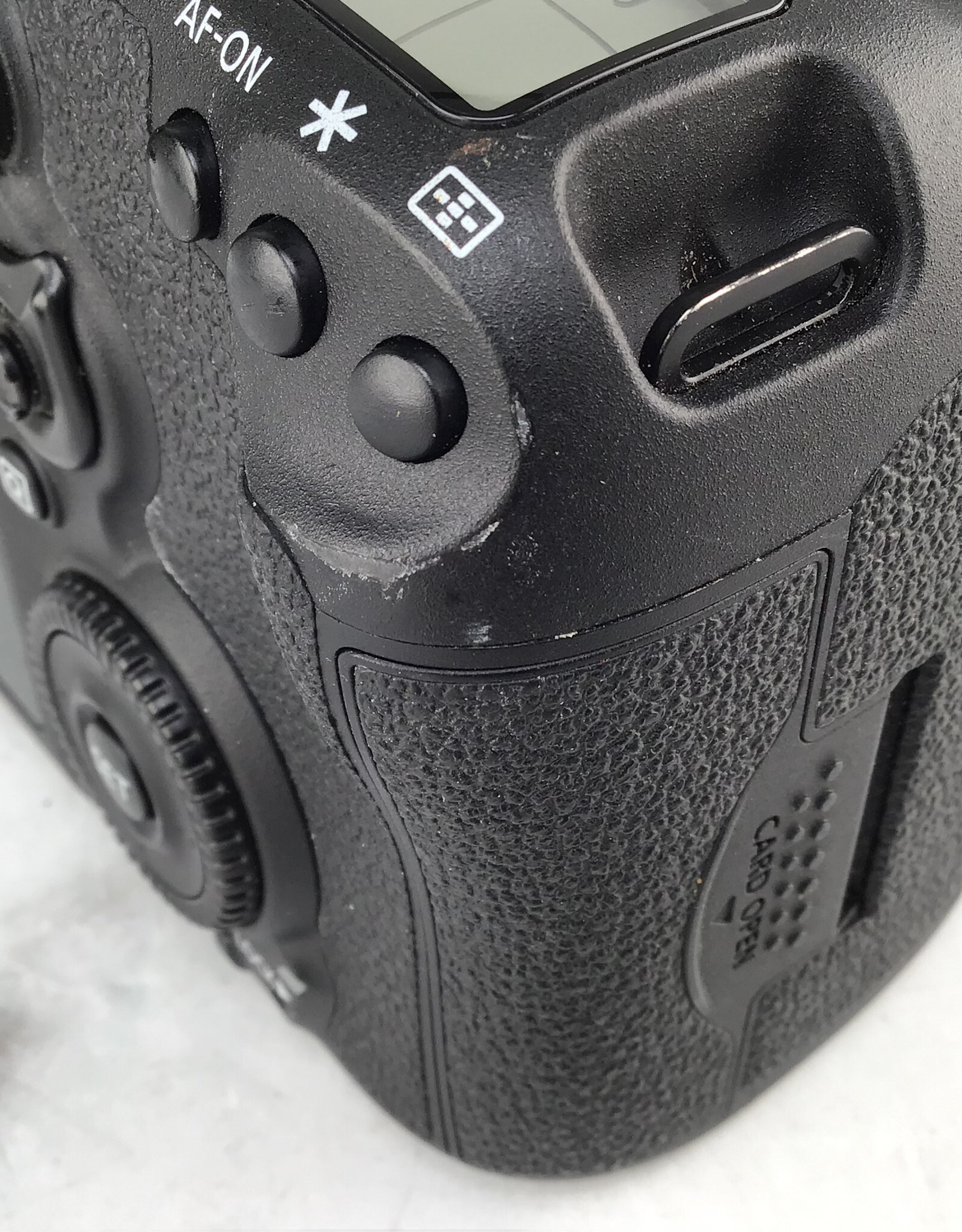 CANON Canon EOS 7D Mark II Camera Body Used Good