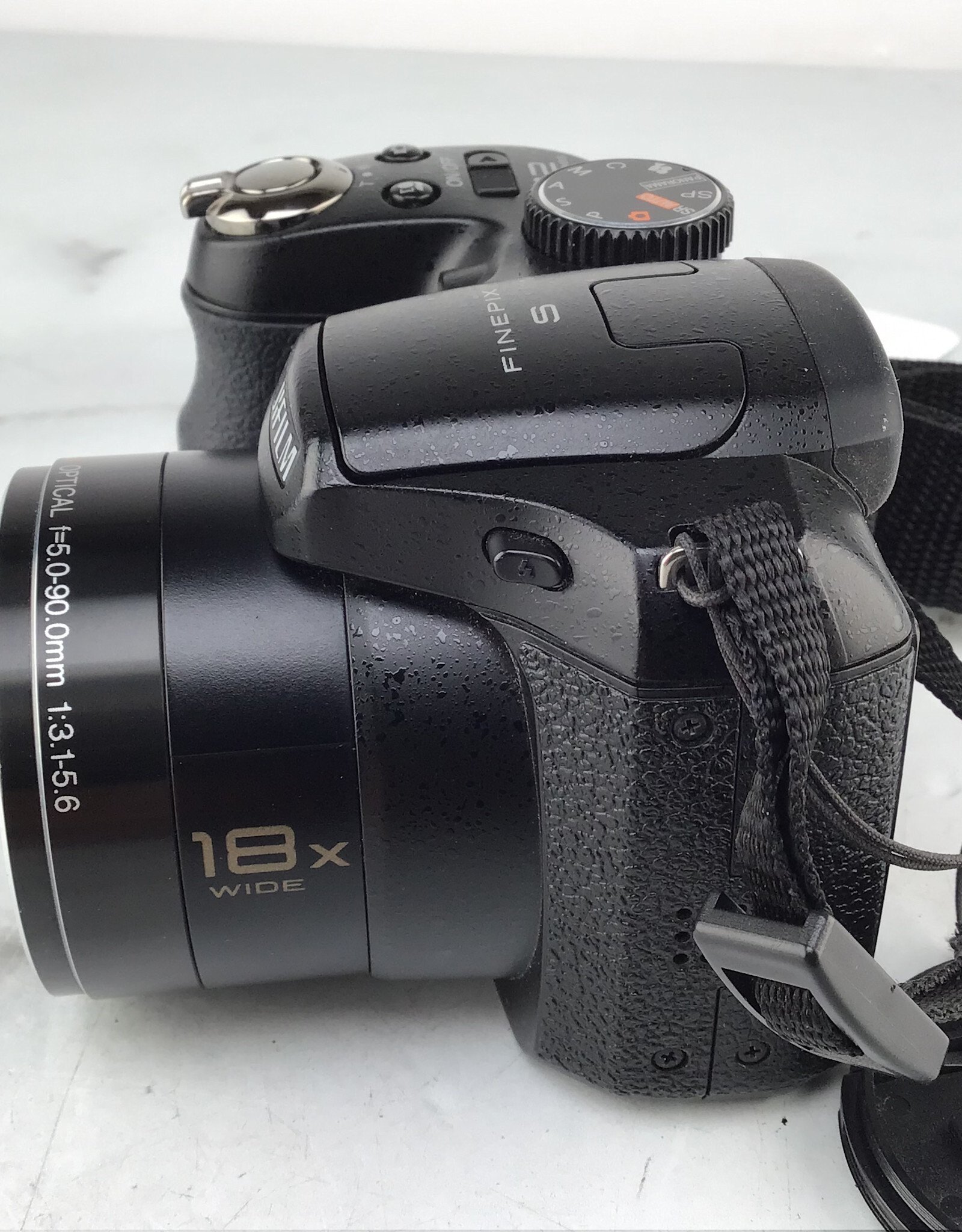 FUJI Fuji Finepix S1800 Camera Used Good