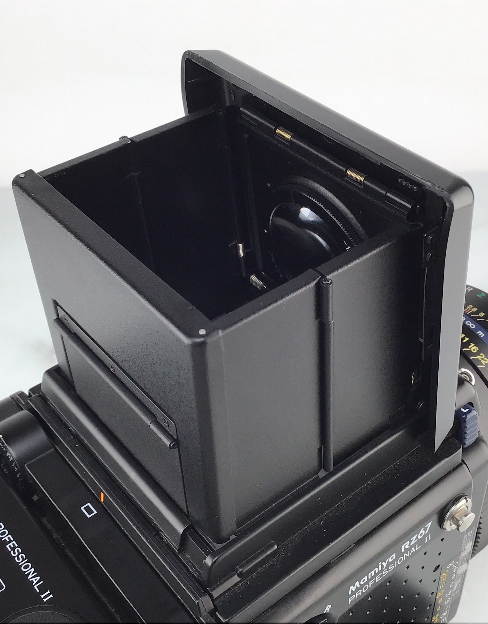 MAMIYA Mamiya RZ67 Pro II Camera w/ 110mm, 120 Back, Waist Level Used Good