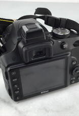 NIKON Nikon D3300 Camera w/ 18-55mm VR Used Good