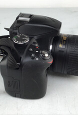 NIKON Nikon D3300 Camera w/ 18-55mm VR Used Good