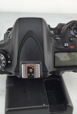 NIKON Nikon D600 Camera w/ MB-D14 Grip Shutter Count 27K Used Good