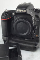 NIKON Nikon D600 Camera w/ MB-D14 Grip Shutter Count 27K Used Good