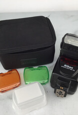 NIKON Nikon Speedlight SB-700 Flash w/ Case Used Good