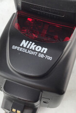 NIKON Nikon Speedlight SB-700 Flash w/ Case Used Good