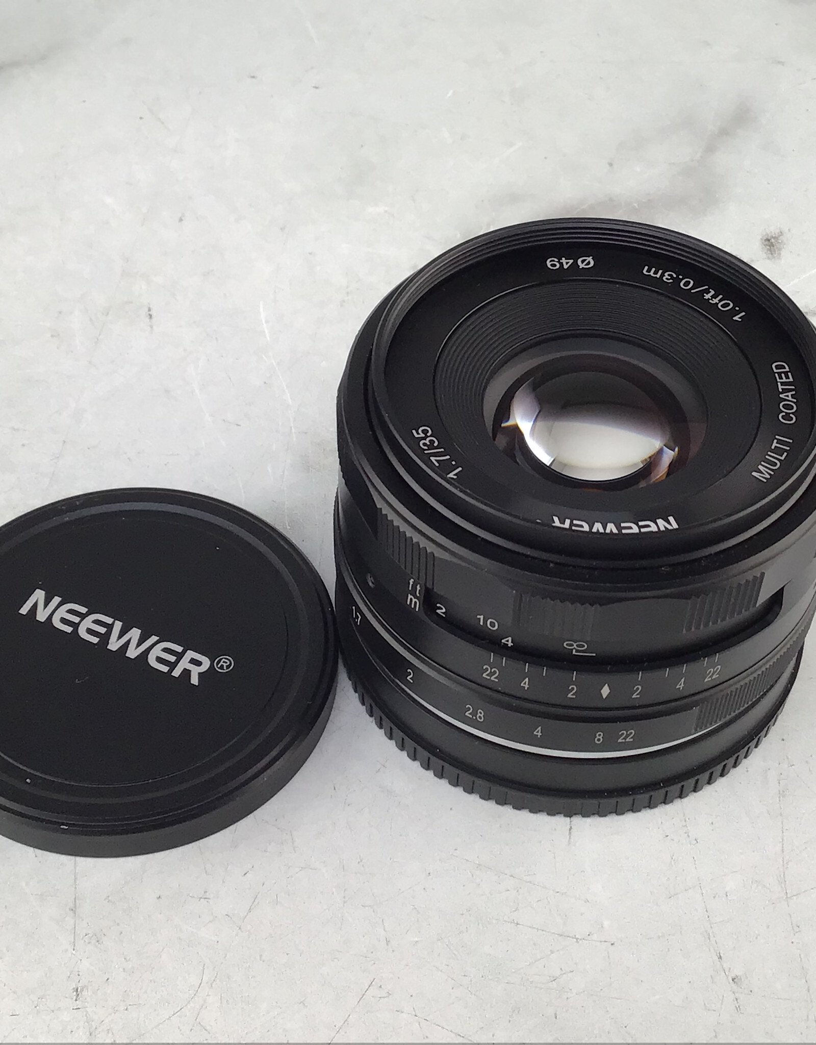 Neewer Neewer 35mm f1.7 Lens for Sony Used Good