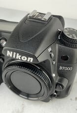 NIKON Nikon D7000 Camera No Charger Used Good