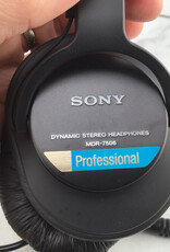 SONY Sony MDR-7506 Headphones in Box Used Good