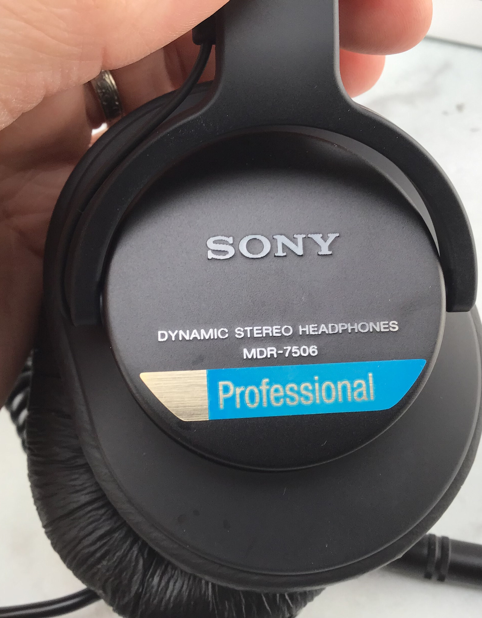 SONY Sony MDR-7506 Headphones in Box Used Good