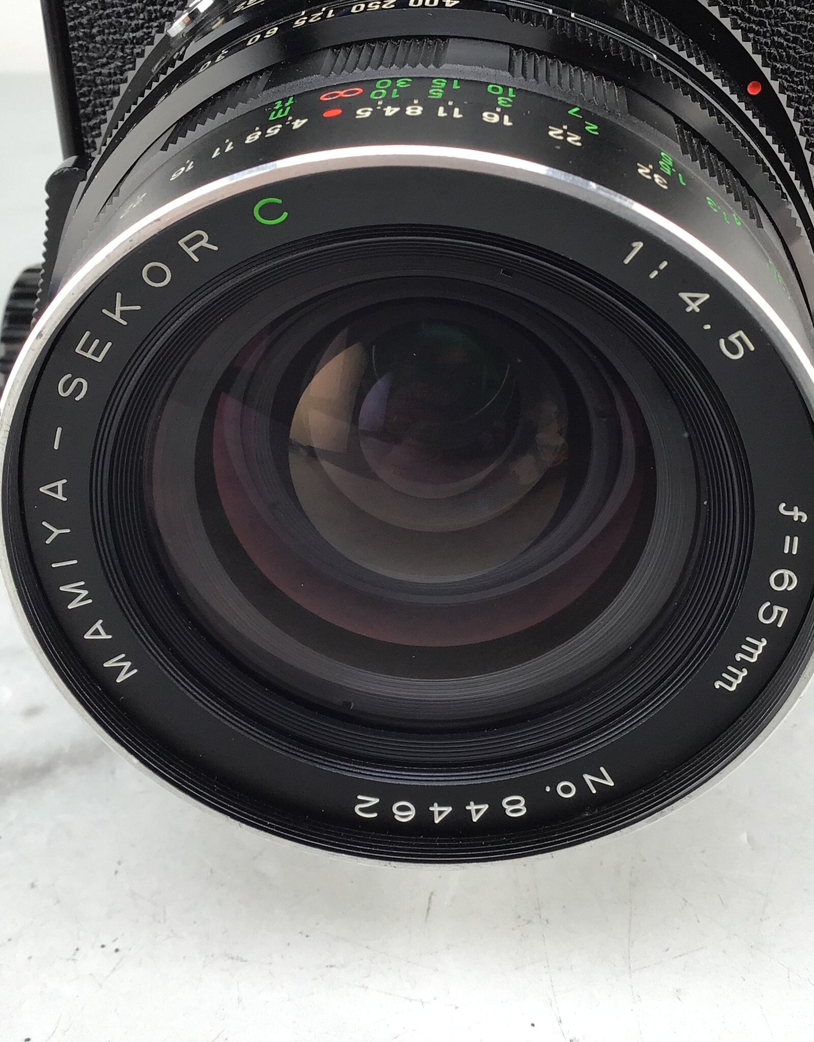 MAMIYA Mamiya RB67 Professional S w/ 65mm, Waist level, 120 Back Used Good