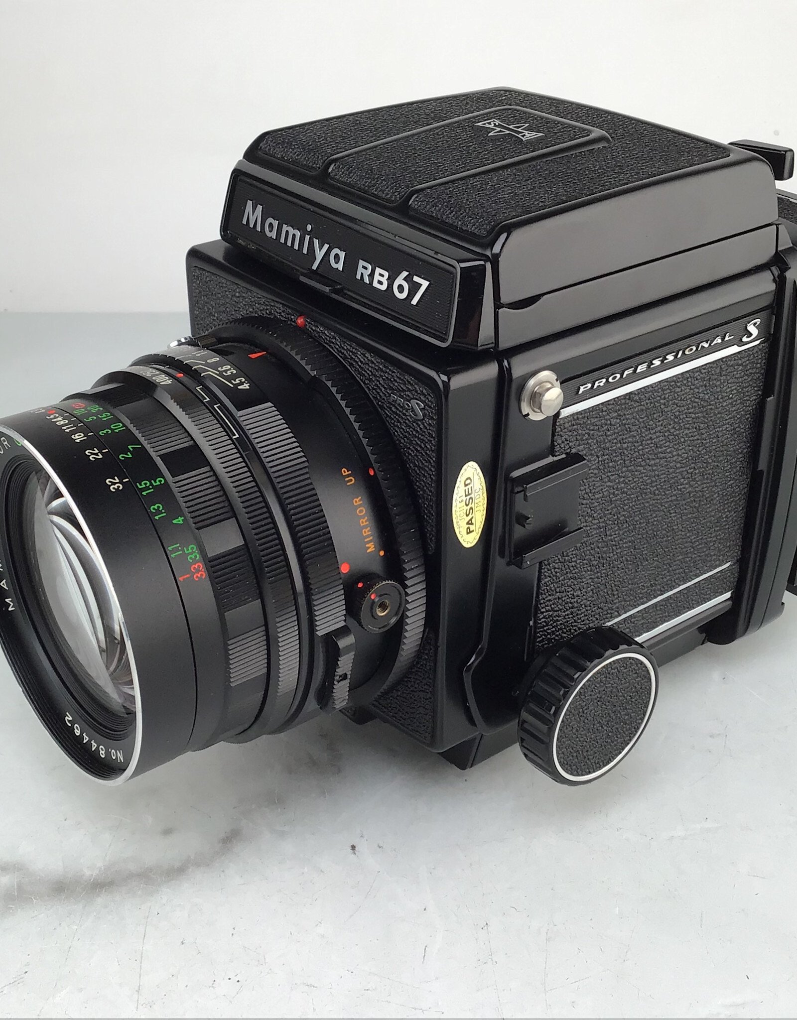 MAMIYA Mamiya RB67 Professional S w/ 65mm, Waist level, 120 Back Used Good
