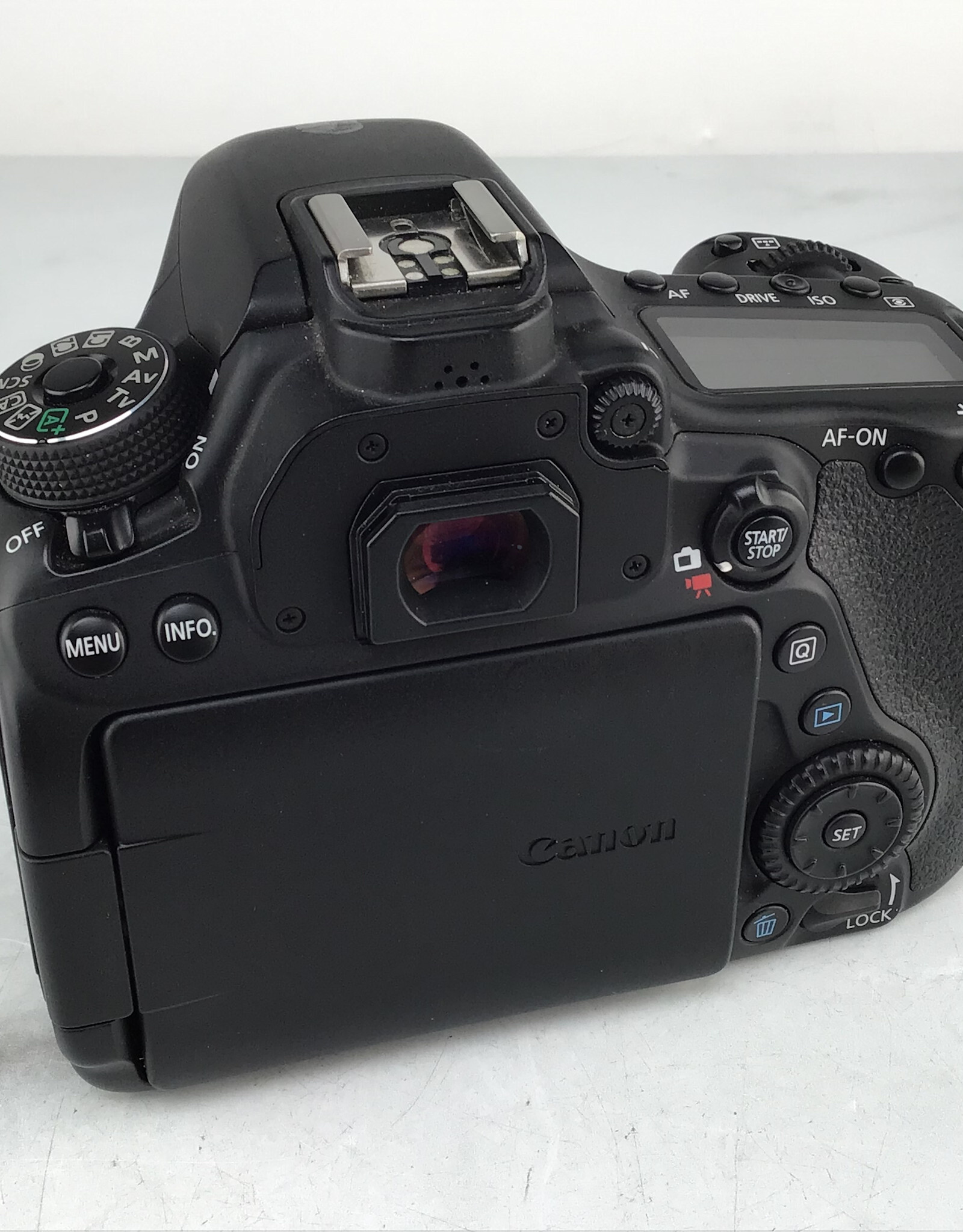 CANON Canon EOS 80D Camera Body No Charger Used Good