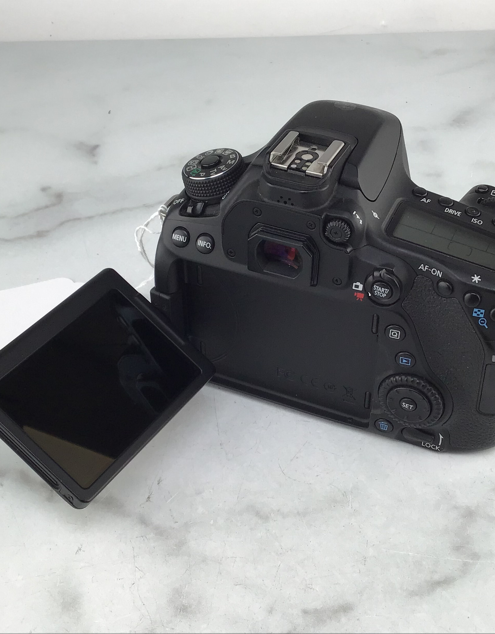 CANON Canon EOS 80D Camera Body No Charger Used Good