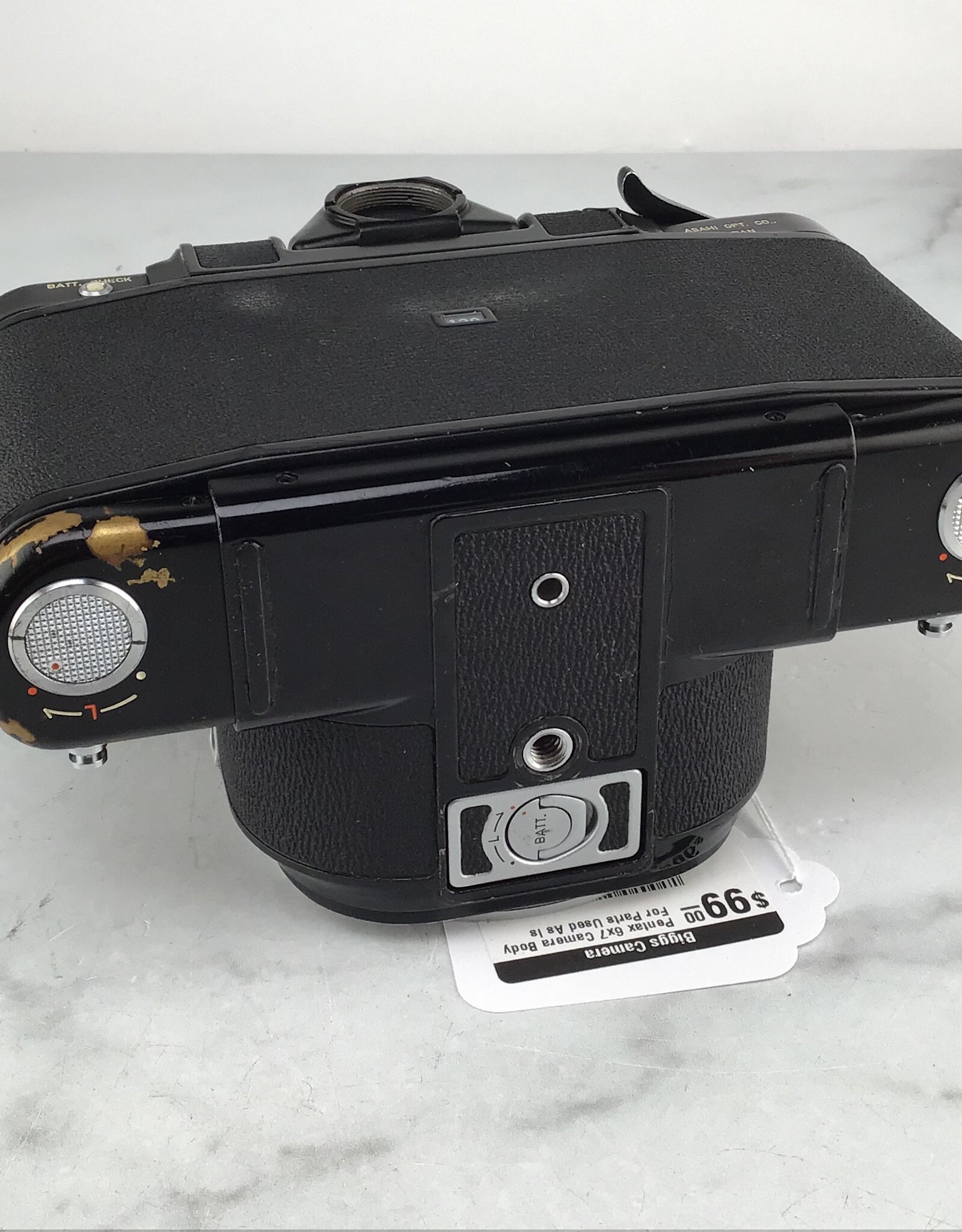 Pentax Pentax 6x7 Camera Body For Parts Used As Is