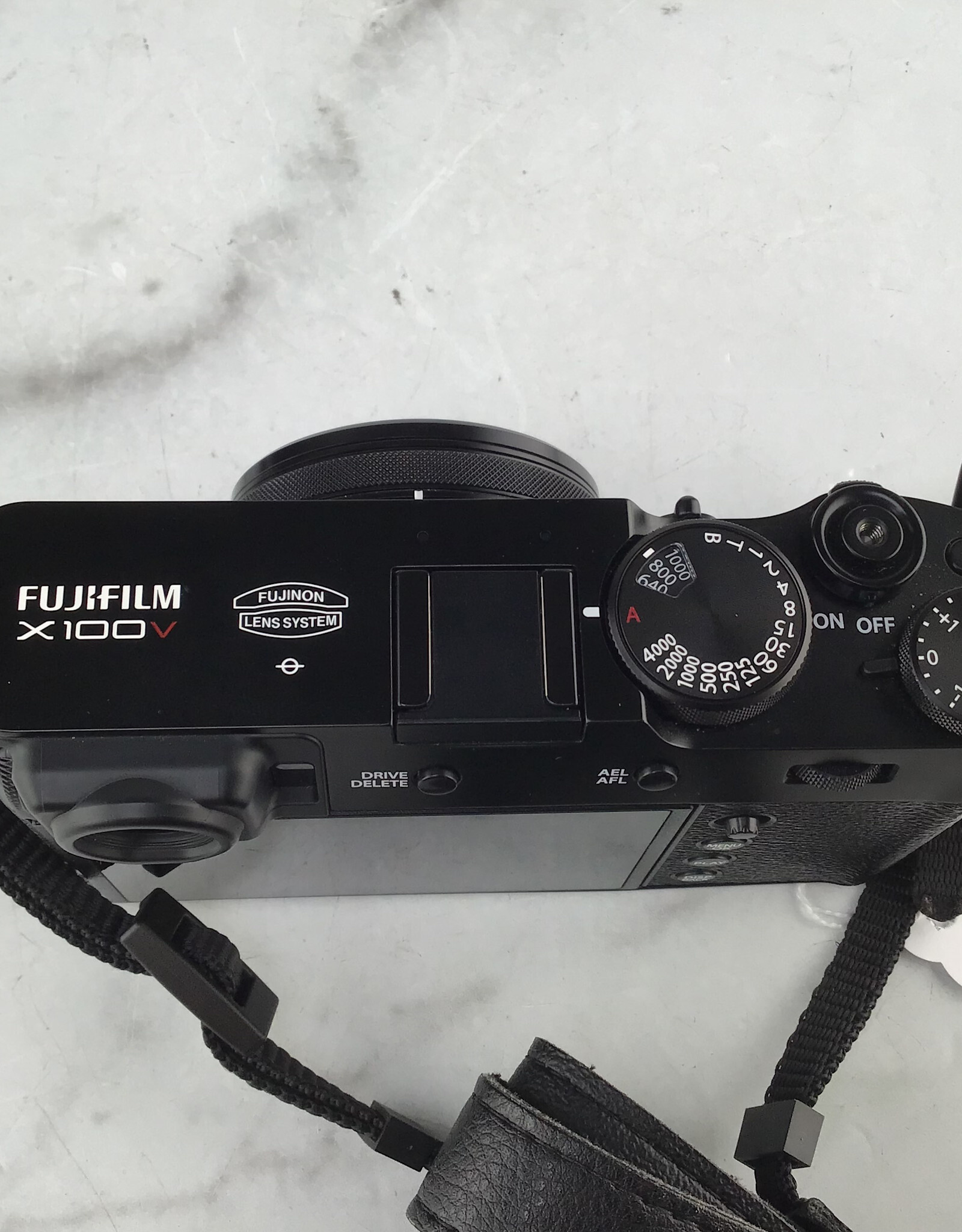 FUJI Fuji X100V Black Camera w/ Fitted Case Used Good