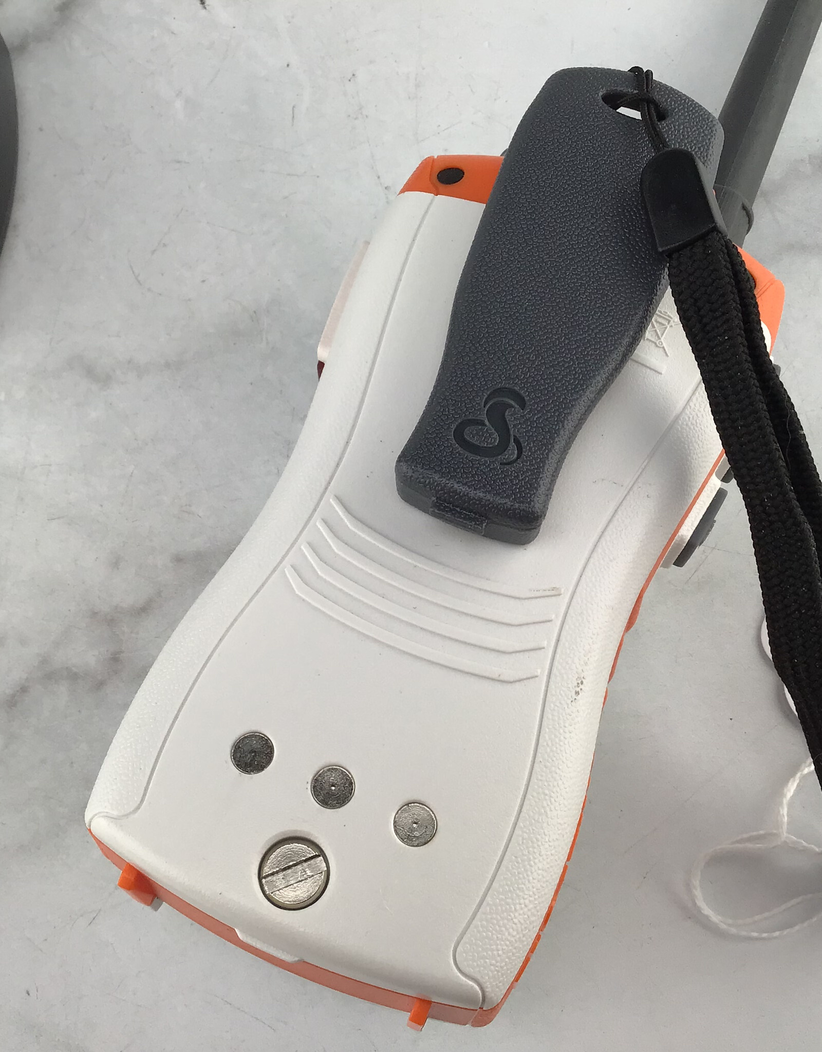 Cobra Cobra Marine HH600 DSC + GPS Radio Used Fair