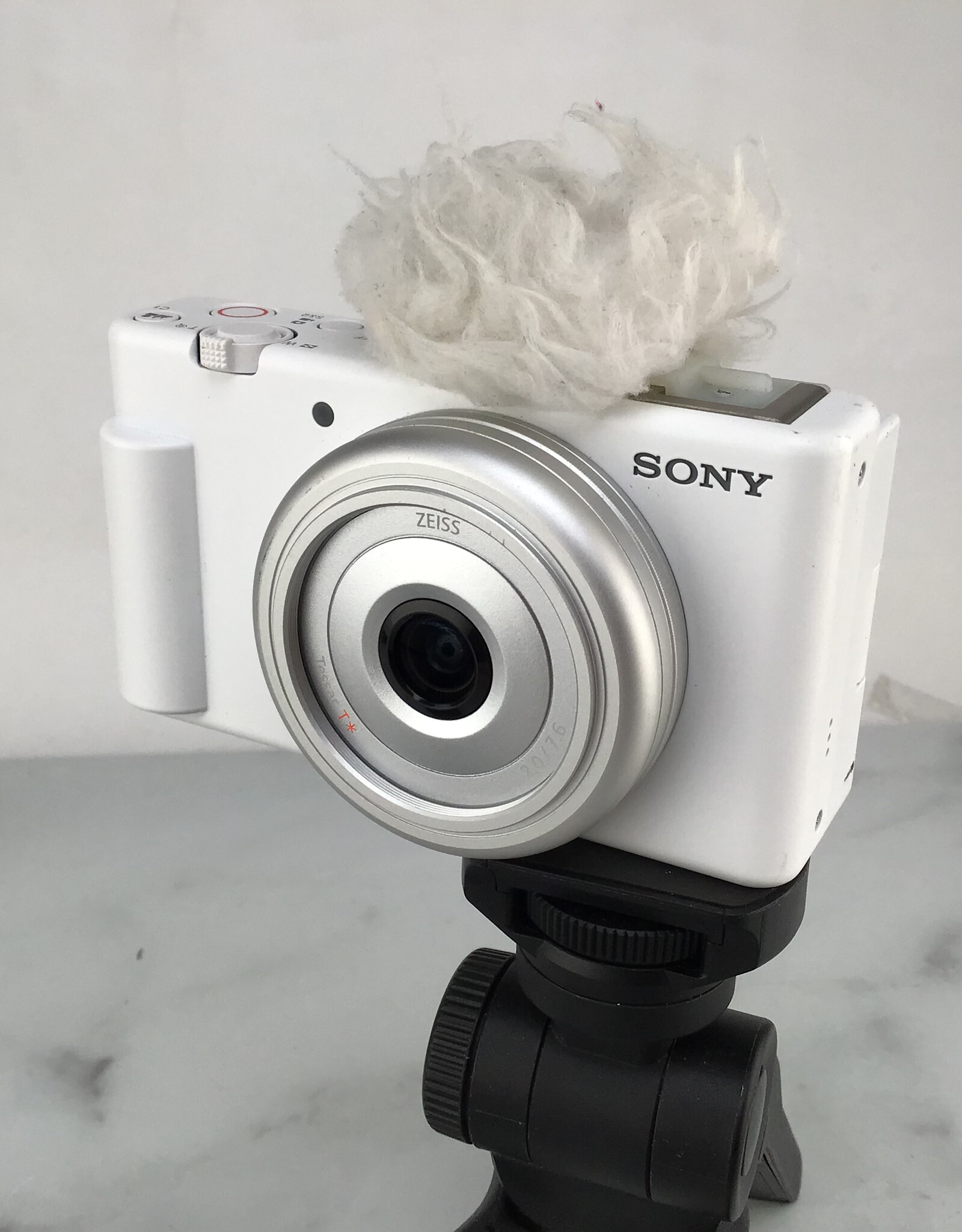 SONY Sony ZV-1F Camera w/ Shooting Grip  GP-VPT2BT Used Good