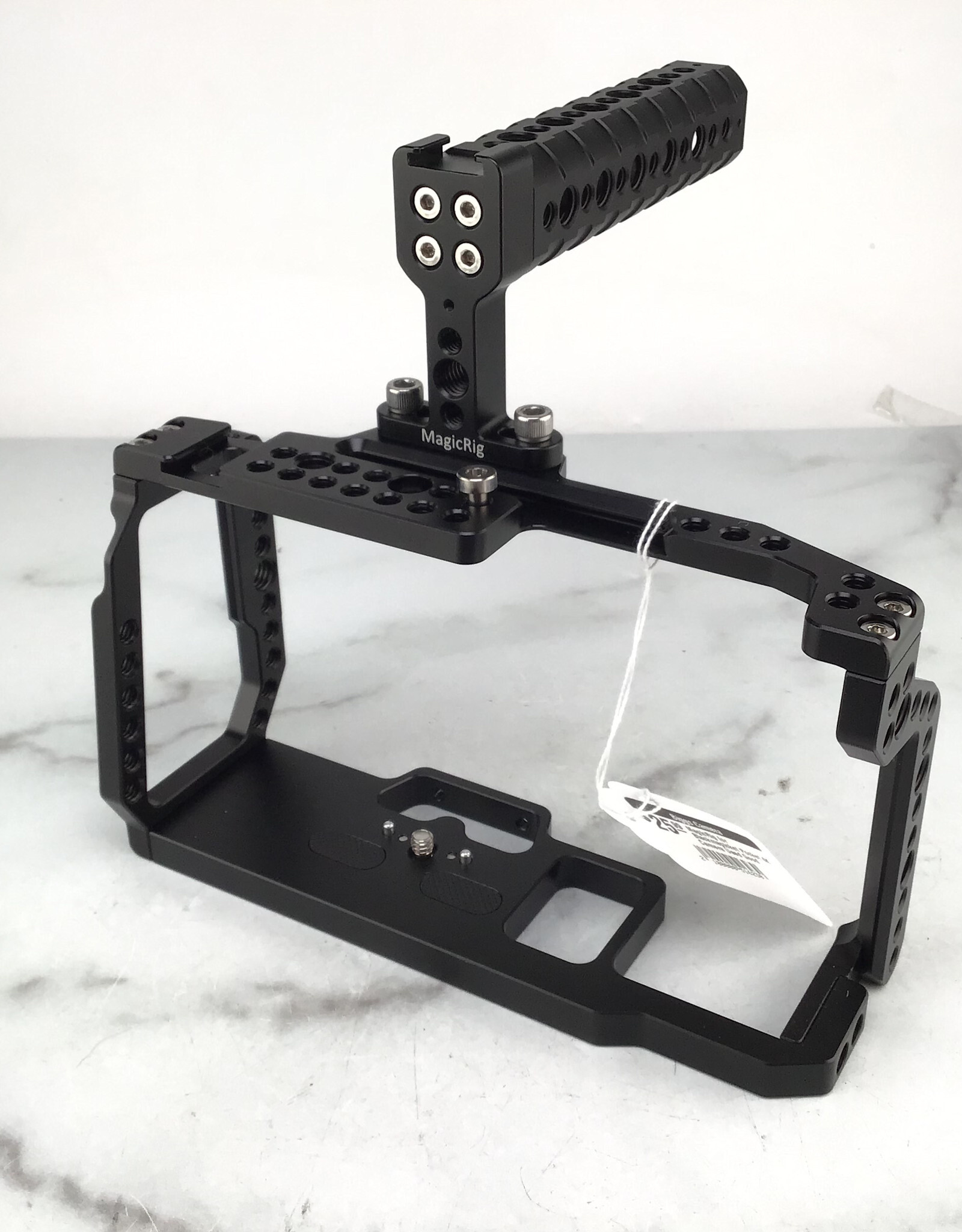 MagicRig MagicRig for Blackmagicket Pocket 4K Camera Used Good