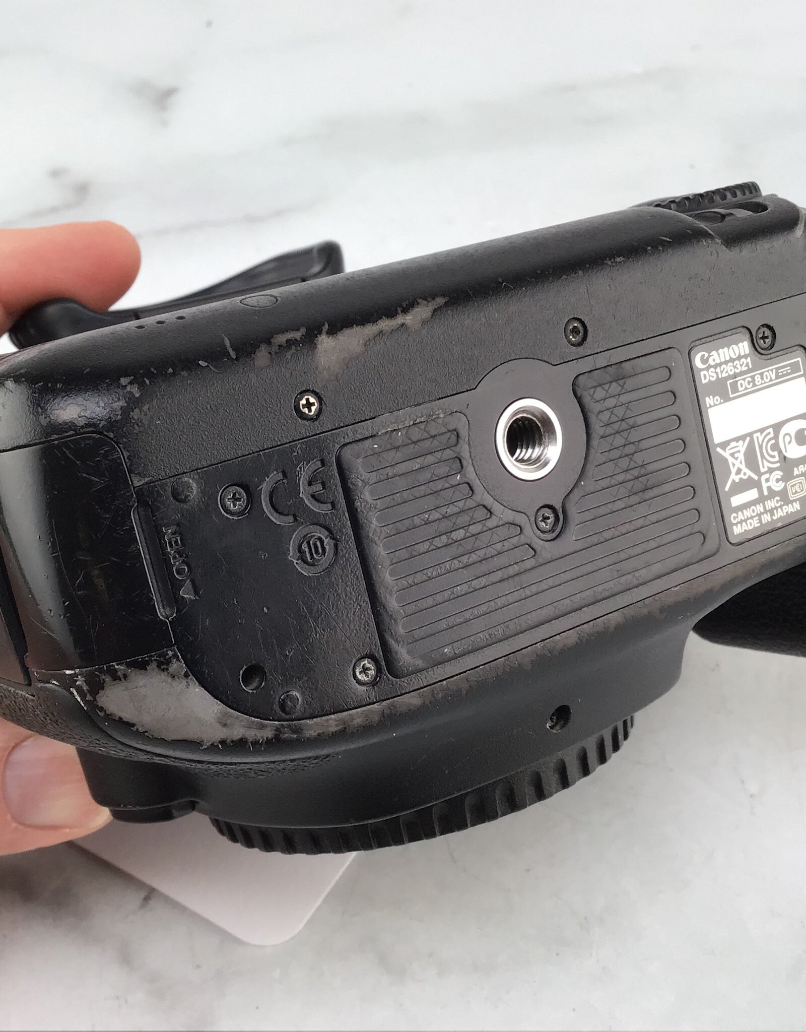 CANON Canon EOS 5D Mark III Camera Body No Charger Used Fair