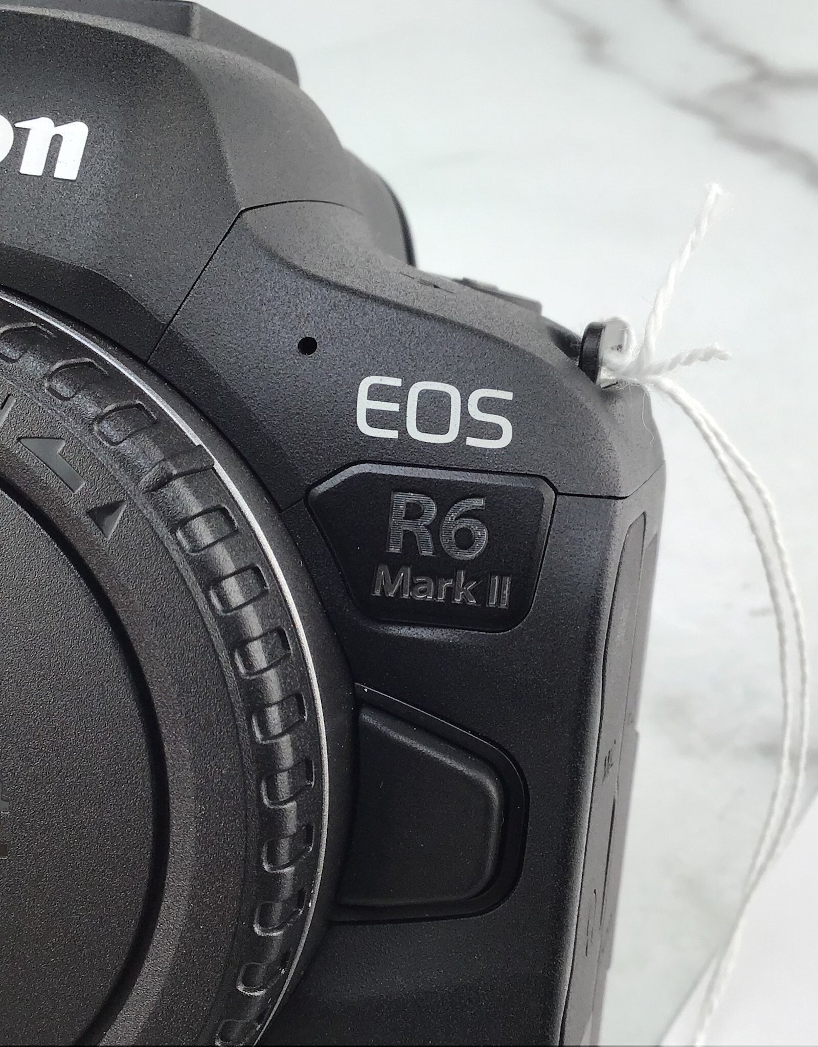 CANON Canon EOS R6 Mark II Camera Body no Charger Used Good