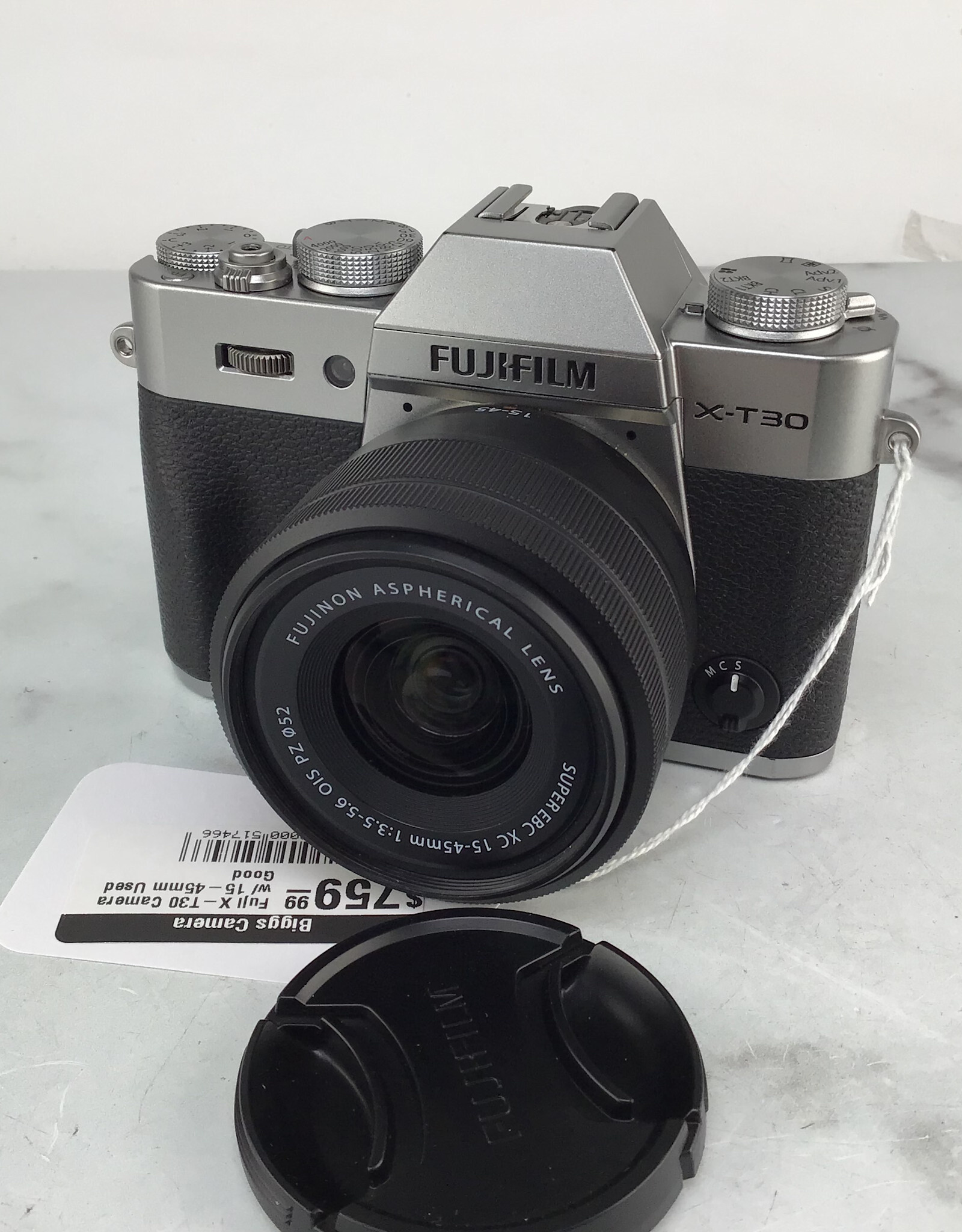 FUJI Fuji X-T30 Camera w/ 15-45mm Used Good