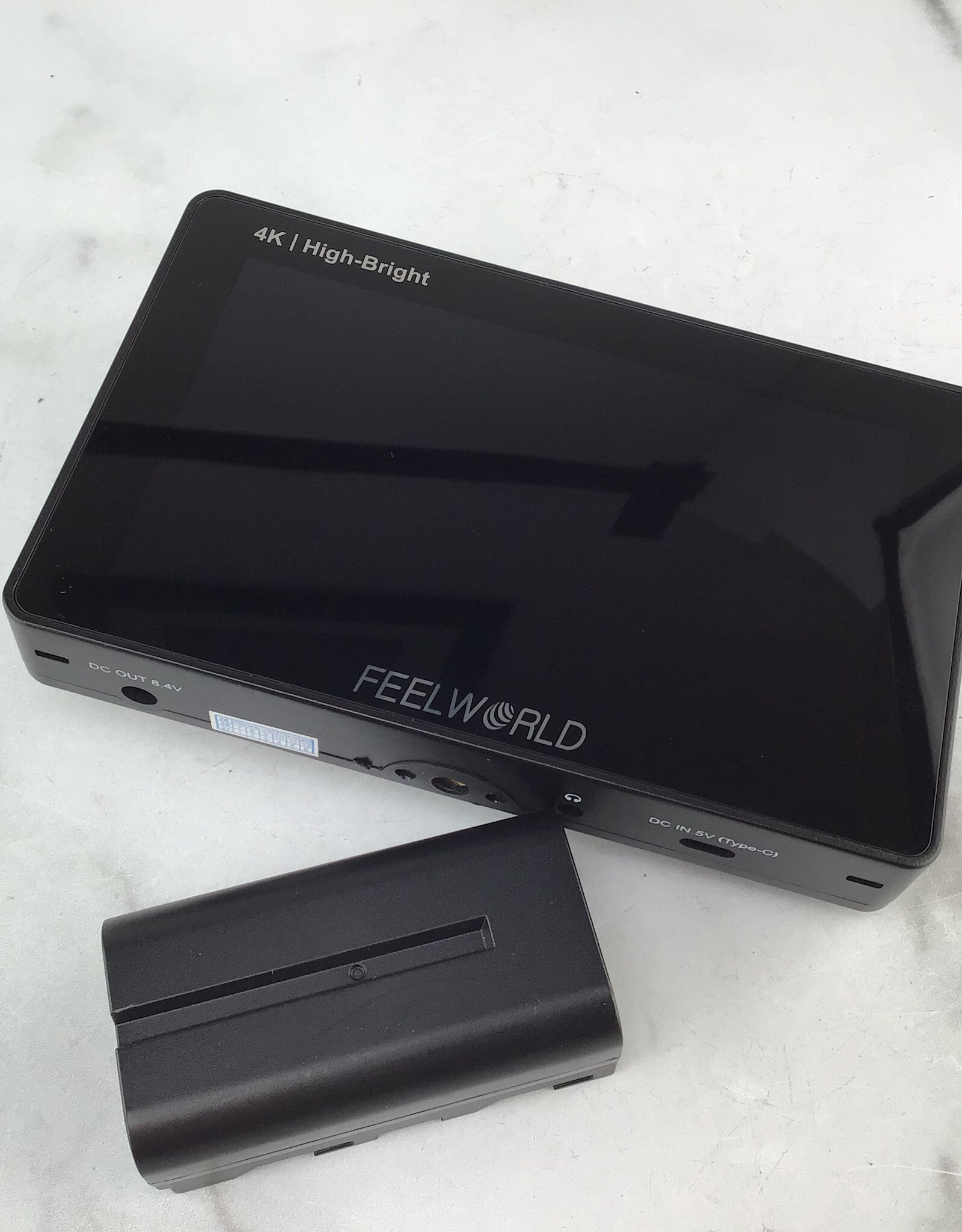 Feelworld Feelworld F6 Pro 4K Monitor w/ Battery Used Good