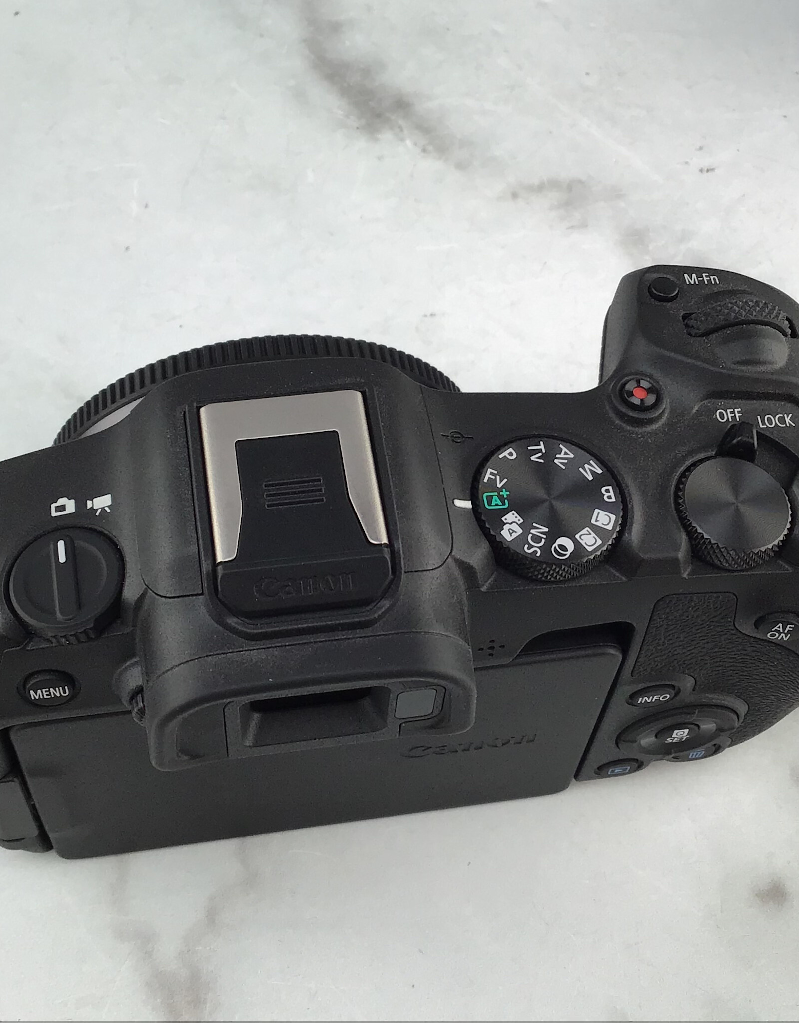 CANON Canon EOS R8 Camera w/ 24-50mm Kit in Box Used EX