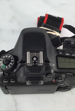 CANON Canon EOS 80D Camera Body No Charger Used Good