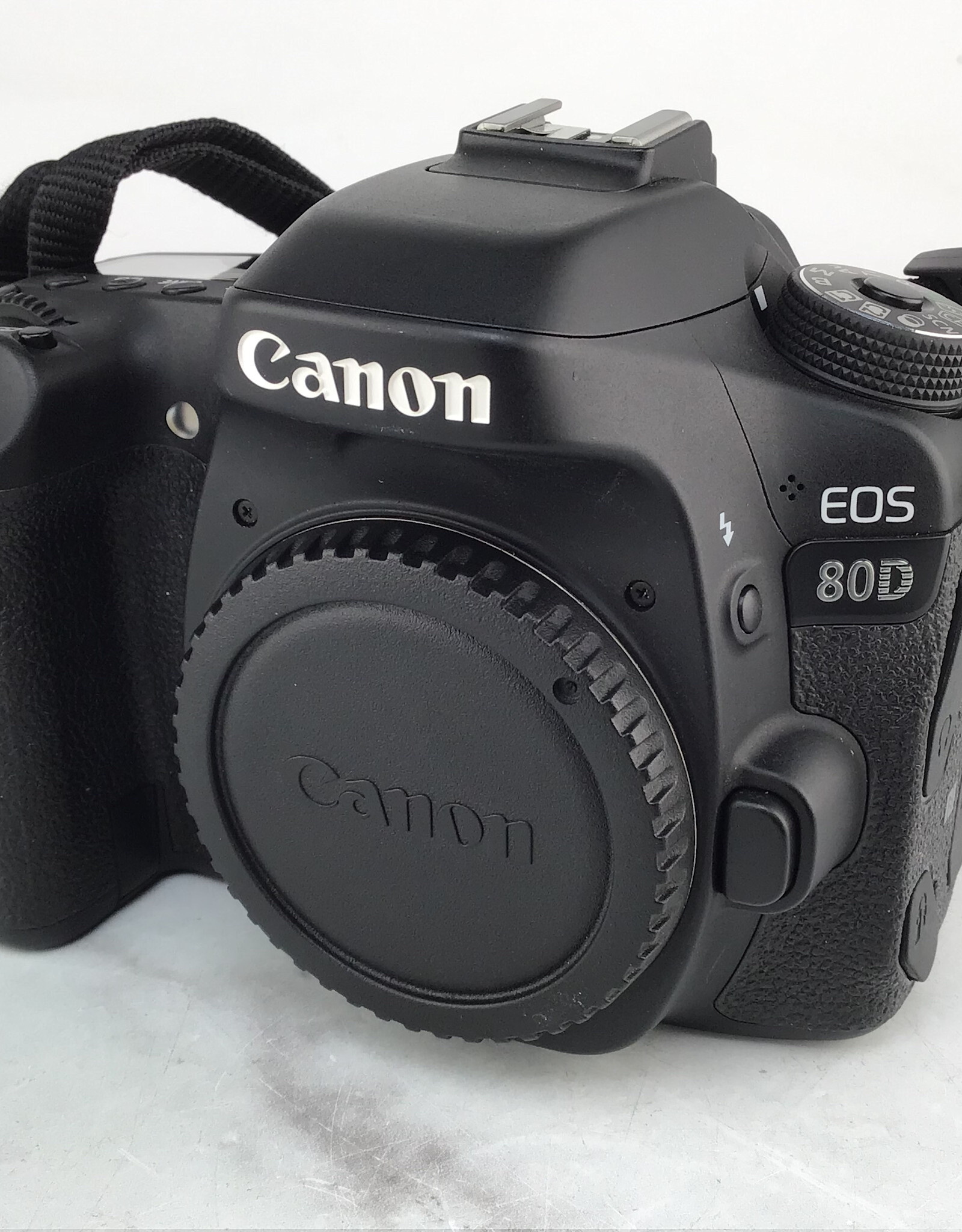 CANON Canon EOS 80D Camera Body No Charger Used Good