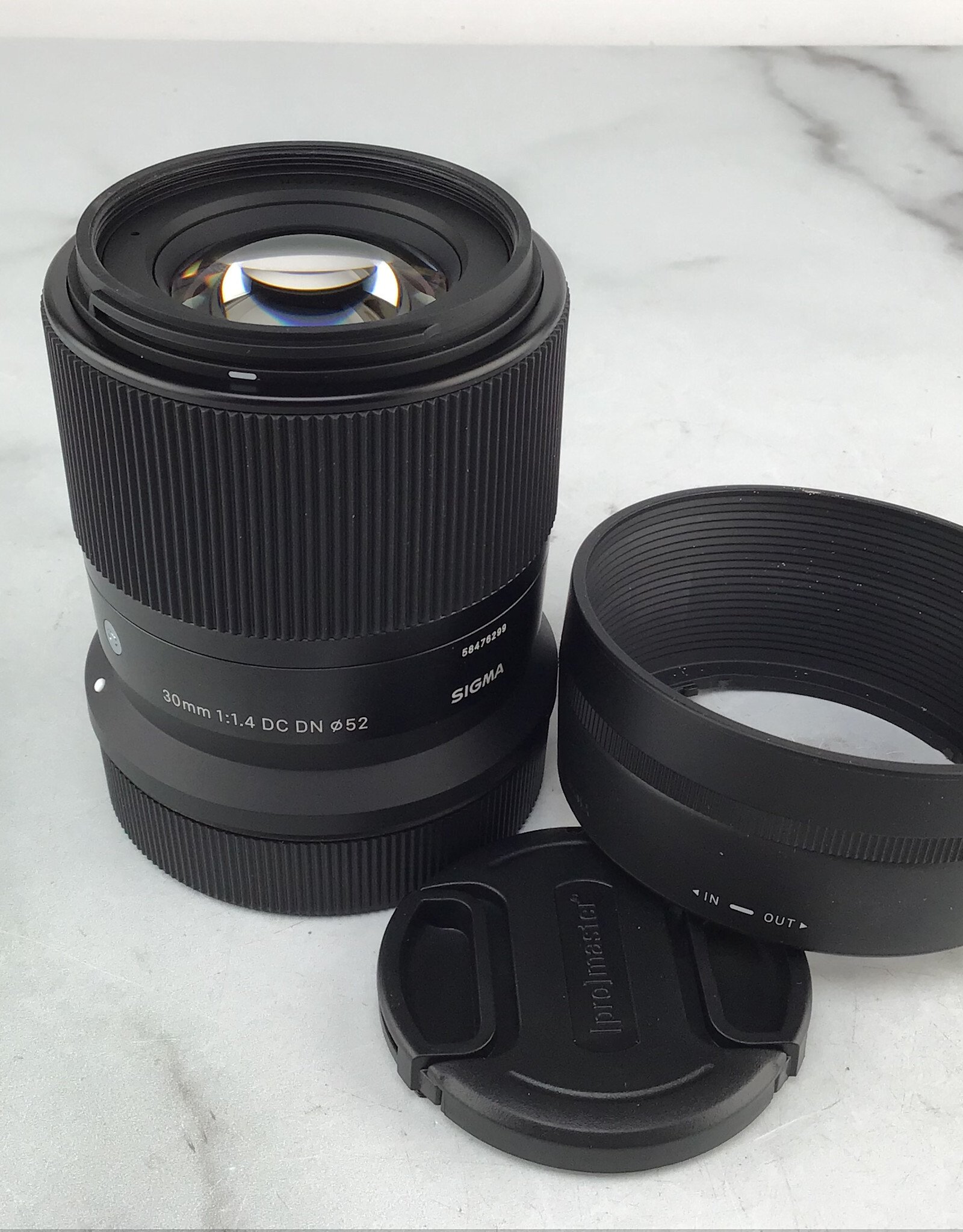 SIGMA Sigma 30mm f1.4 DC DN Lens for Canon RF-S Used Good