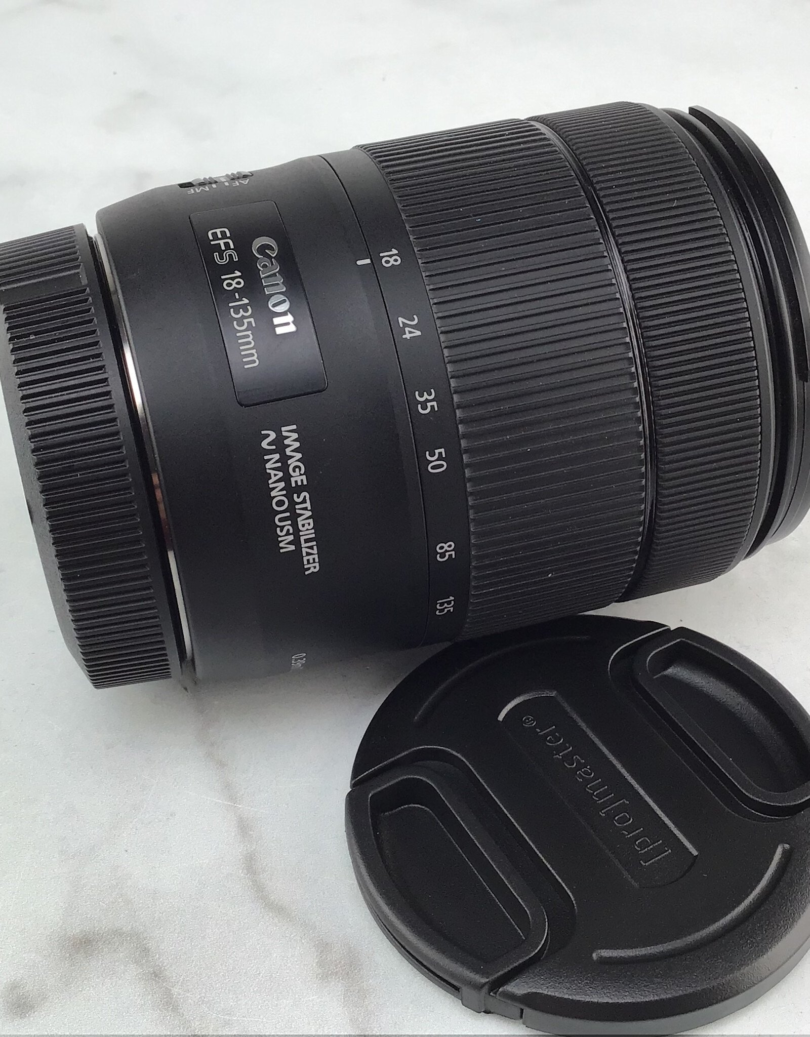 CANON Canon EF-S 18-135mm f3.5-5.6 IS USM Nano Lens Used Good