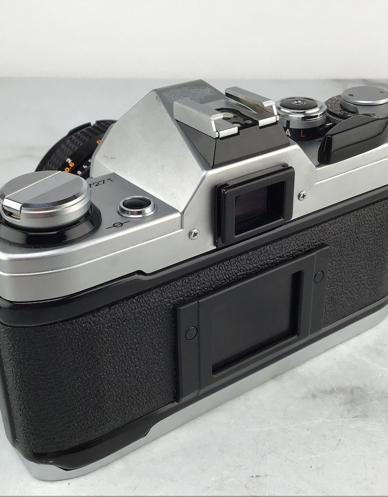 CANON Canon AE-1 Camera w/ 50mm f1.8 Used Good