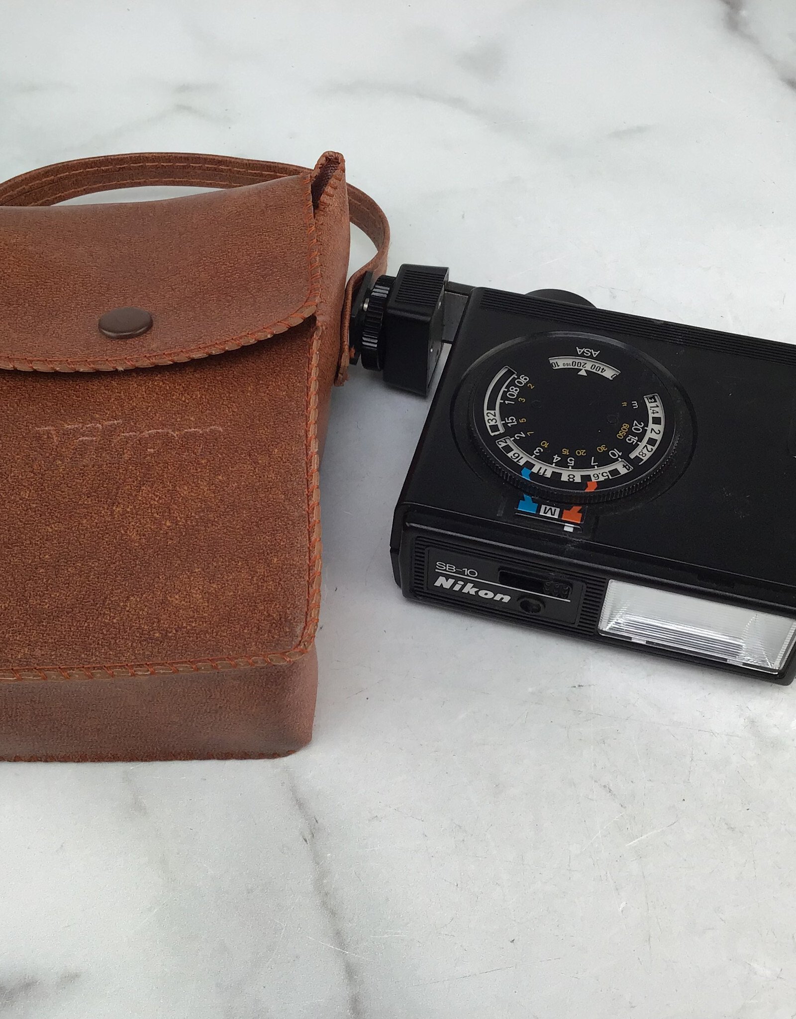 NIKON Nikon Speedlite SB-10 Flash Used Good