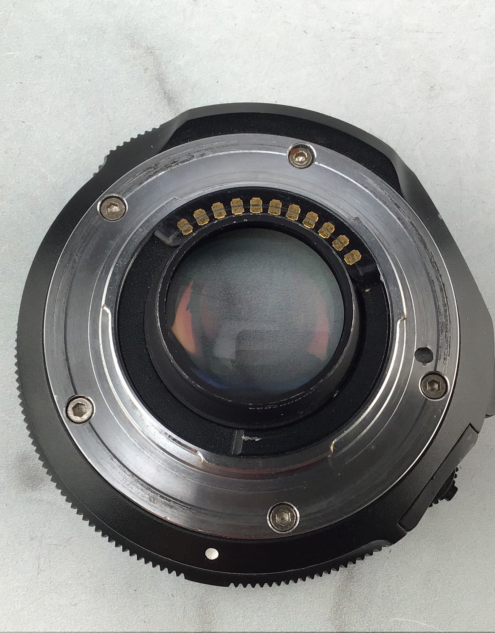 Metabones Metabones EF-MFT Speed Booster XL 0.64X Used Fair