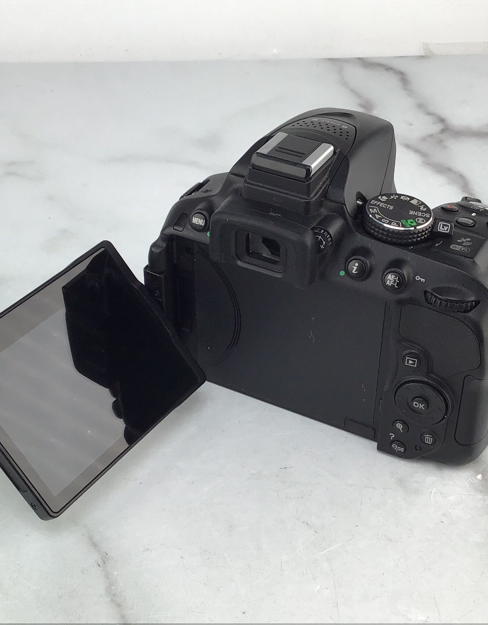 NIKON nikon D5300 Camera Body Used Good