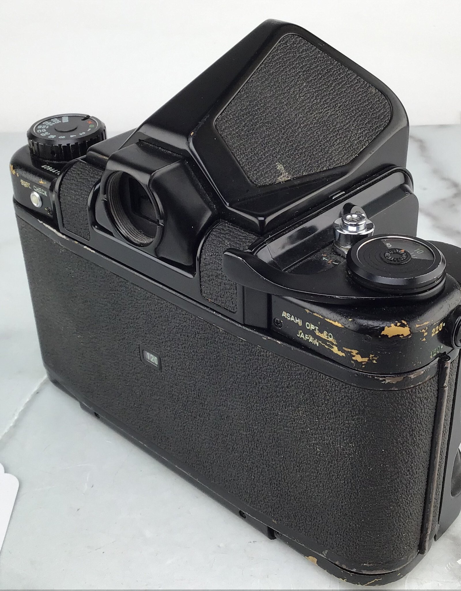 Pentax Pentax 6x7 Camera Body Slow Speeds are Off used BGN
