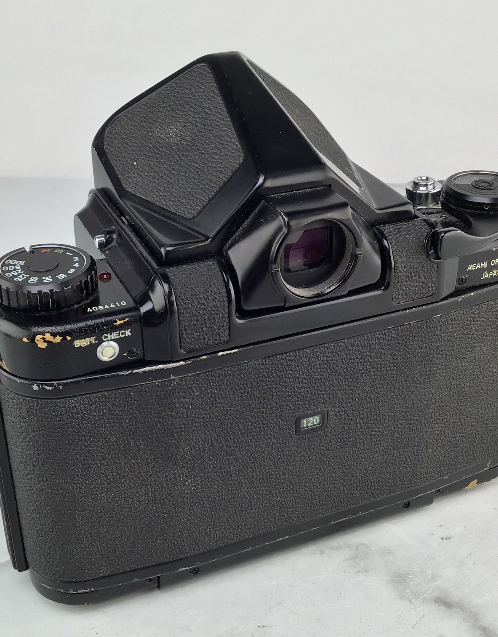 Pentax Pentax 6x7 Camera Body Slow Speeds are Off used BGN