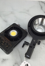 Zhiyun Molus X100 LED Light No Cords Used Good
