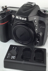 NIKON Nikon D7100 Camera Body Used