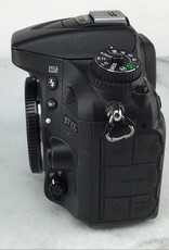 NIKON Nikon D7100 Camera Body Used