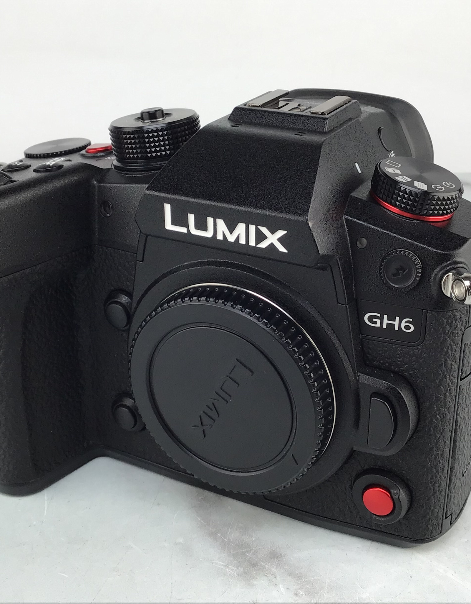 PANASONIC Panasonic Lumix GH6 Camera Body No Charger Used Good