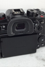 PANASONIC Panasonic Lumix GH6 Camera Body No Charger Used Good
