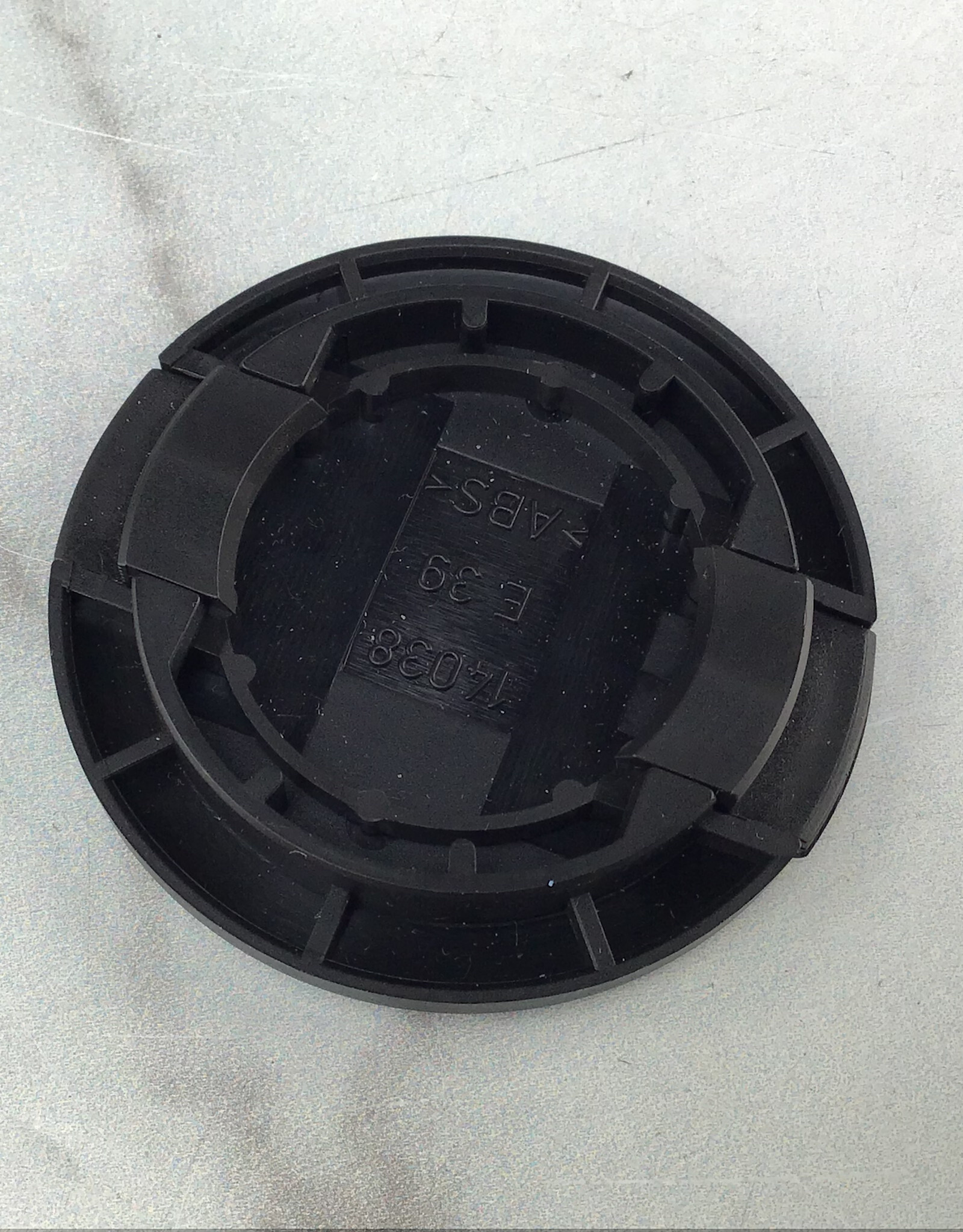 Leica Leica 14038 39mm Lens Cap Used Good