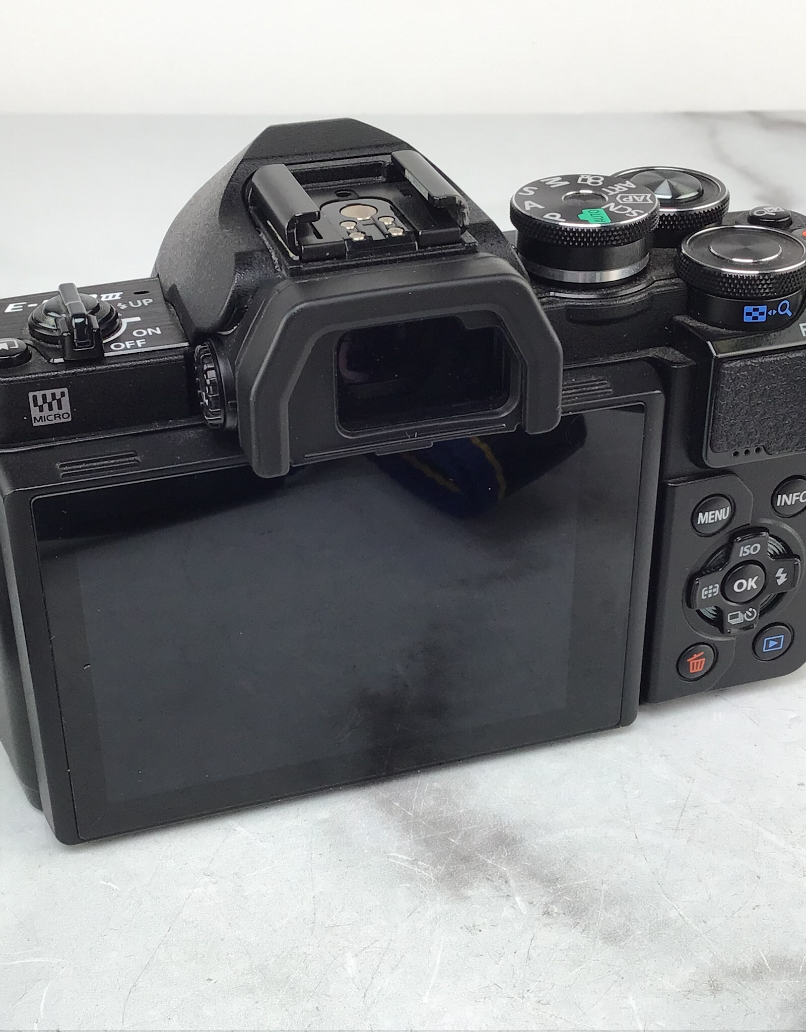 OLYMPUS Olympus OM-D E-M10 III Camera Used Good