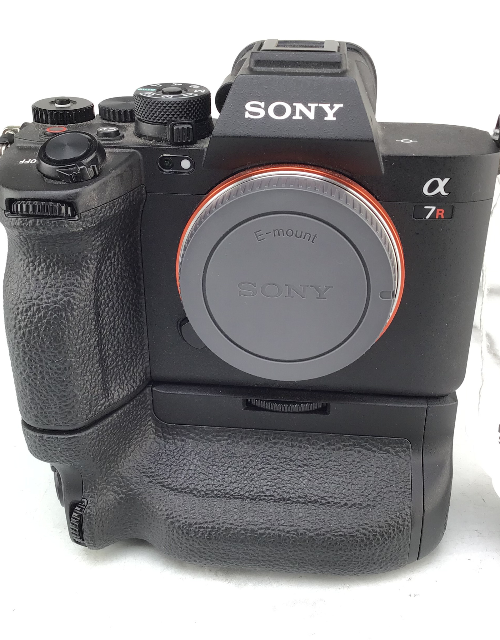 SONY Sony A7R V Camera w/ VGC4EM Grip Used Good
